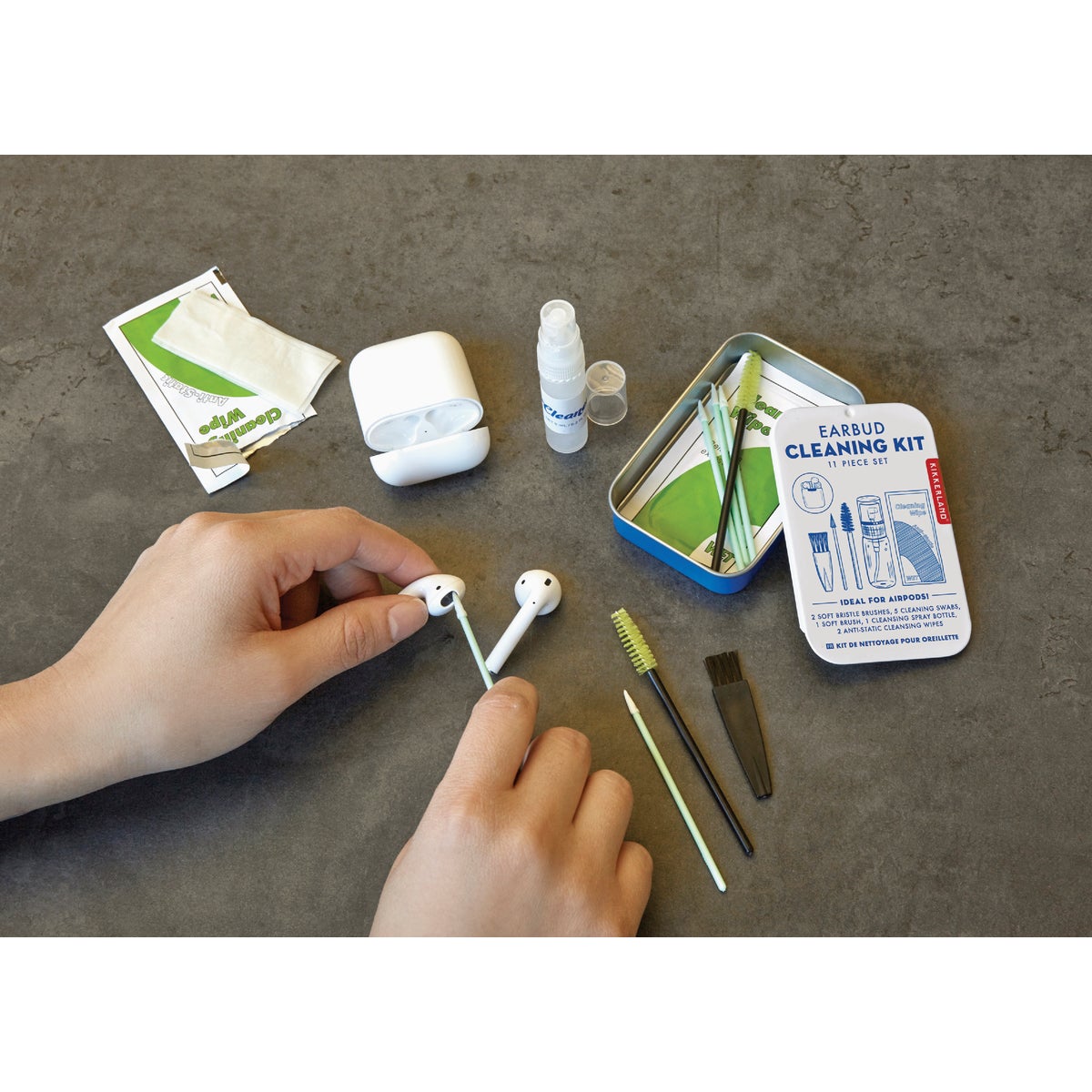 Kikkerland Earbud Cleaning Kit Image 2