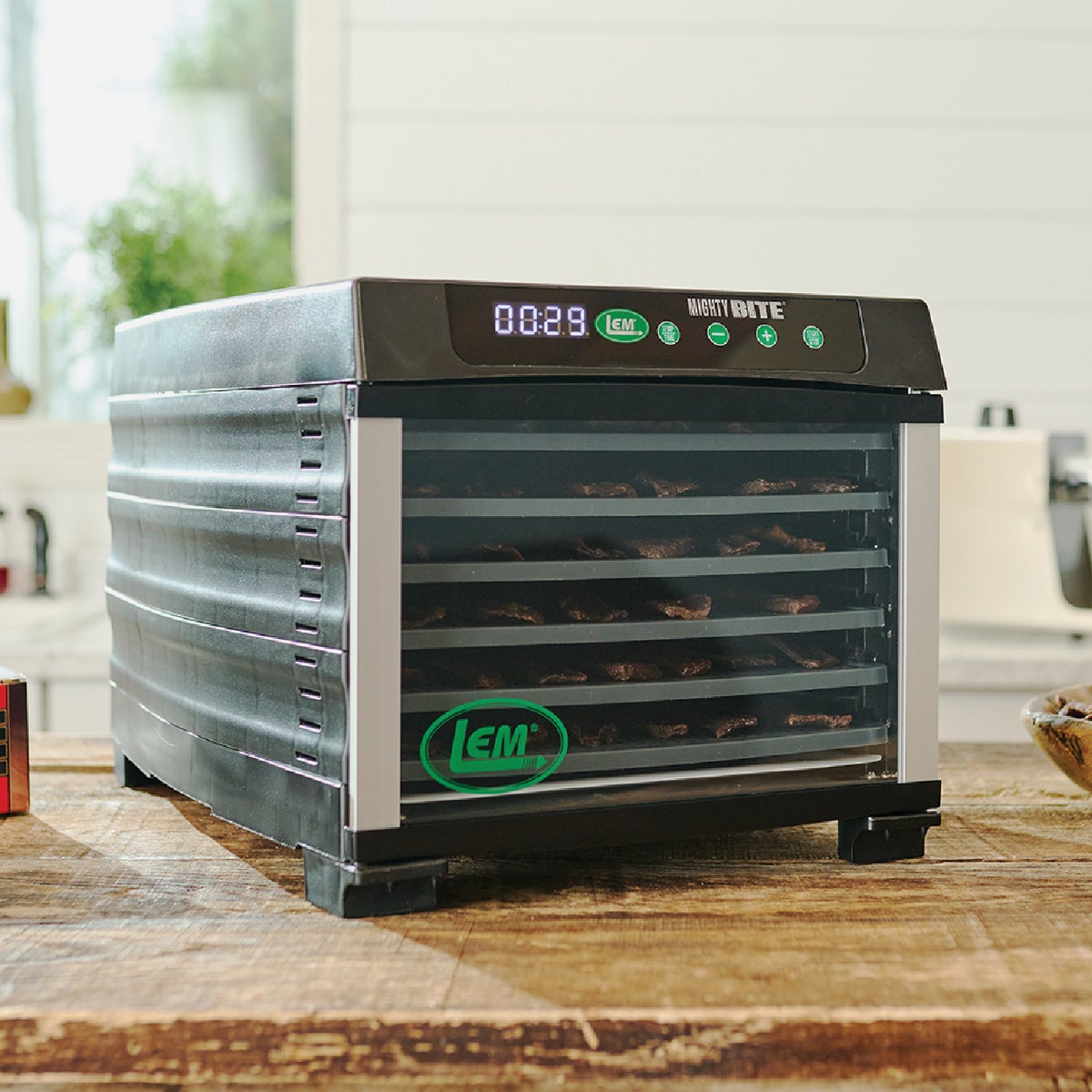 Mighty Bite 6-Tray Dehydrator Image 2