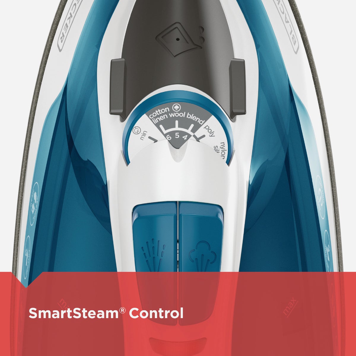 Black & Decker Easy Steam Pivot Compact Iron Image 2