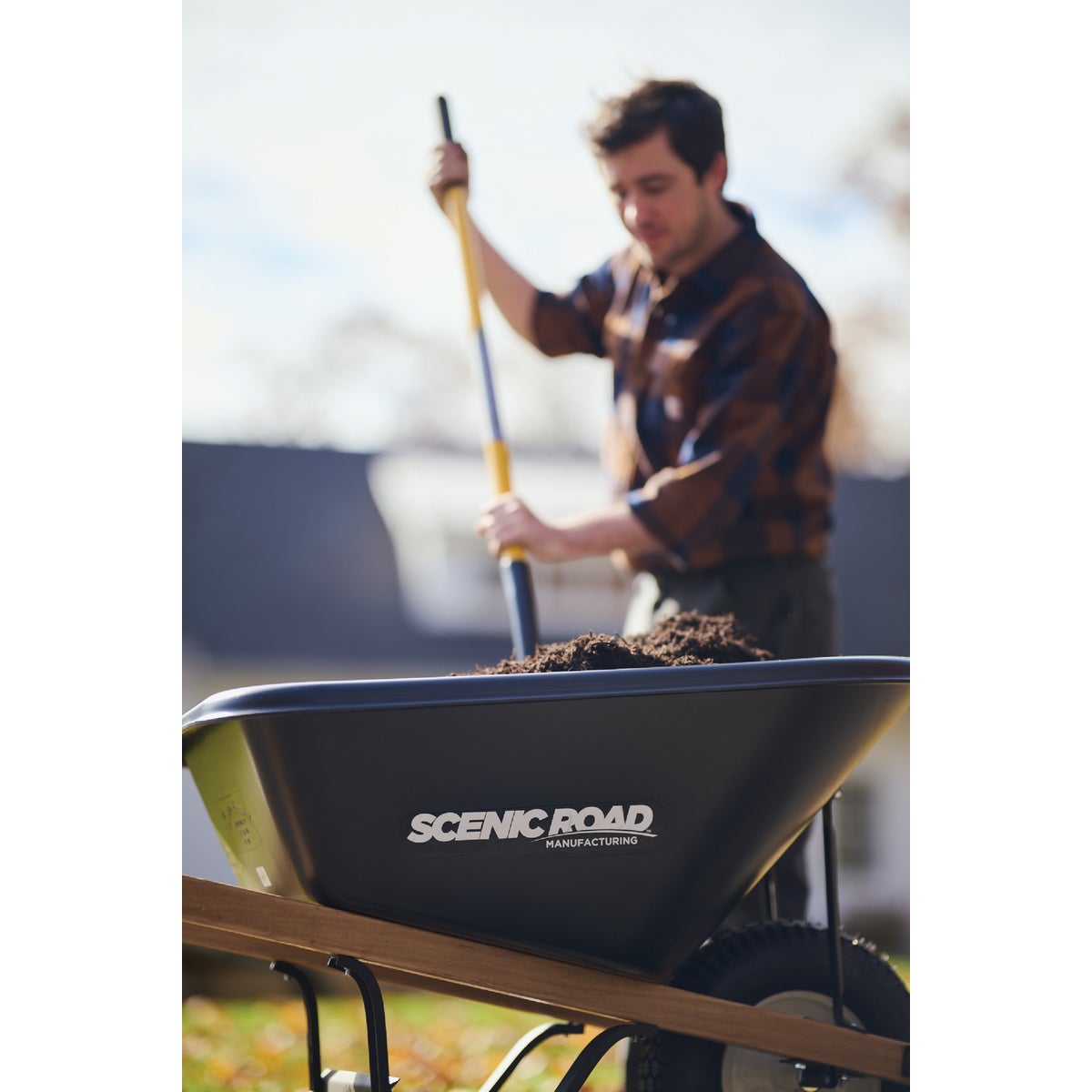 Scenic Road 6 Cu. Ft. Heavy Duty High-Density Poly Wheelbarrow Image 4