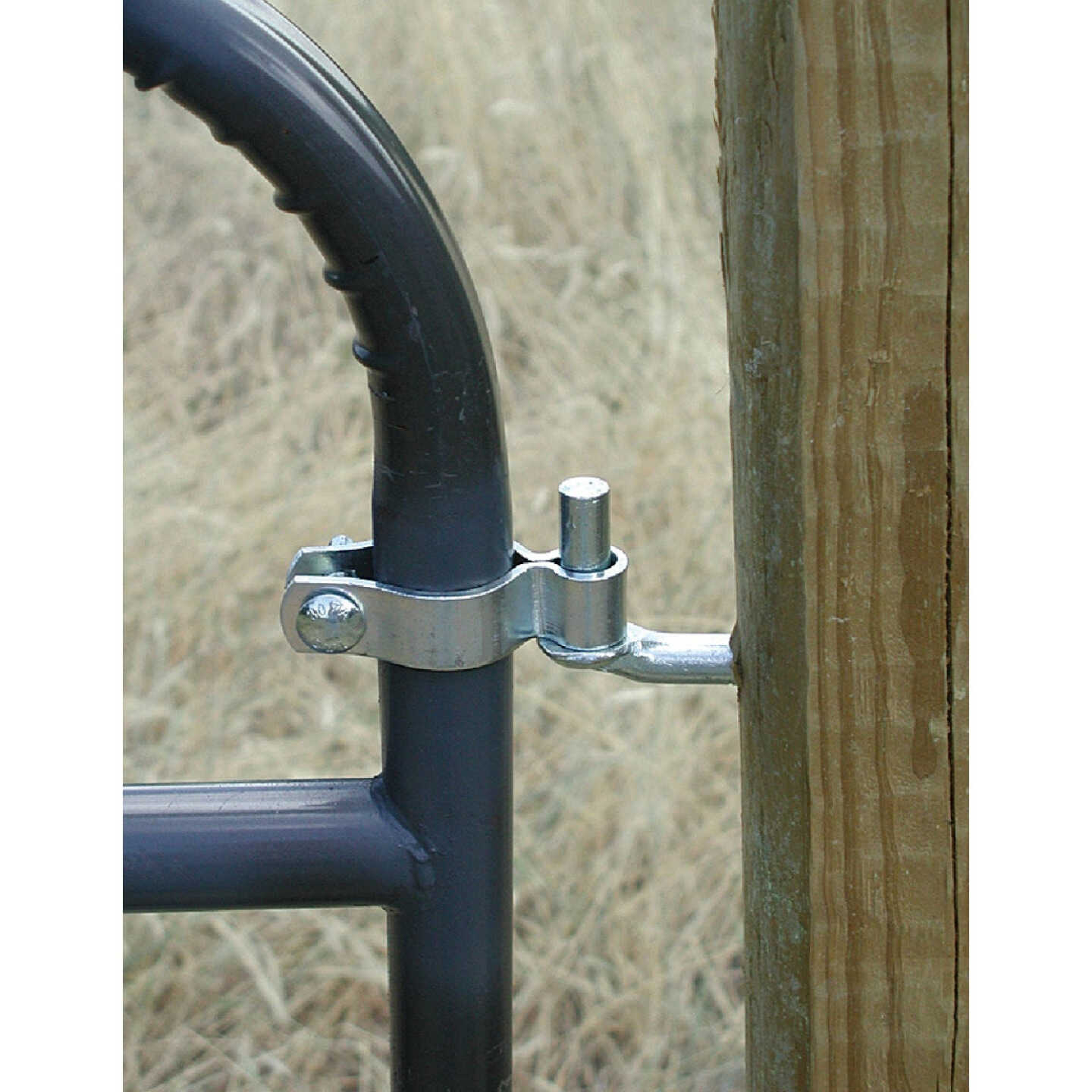 Speeco 1-5/8 In. to 1-3/4 In. Round Tube Gate Hinge Kit Image 1