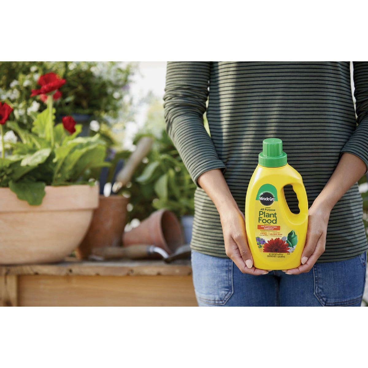 Miracle-Gro 32 Oz. Liquid All Purpose Plant Food Image 4