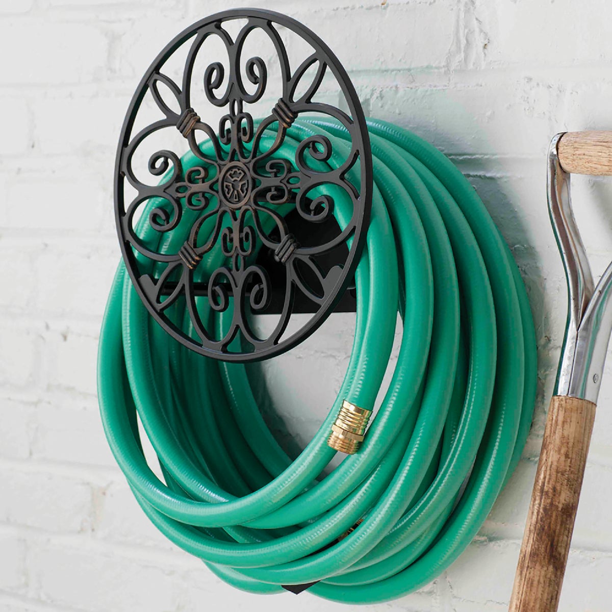 Liberty Garden 125 Ft. Classic Hose Hanger Image 2