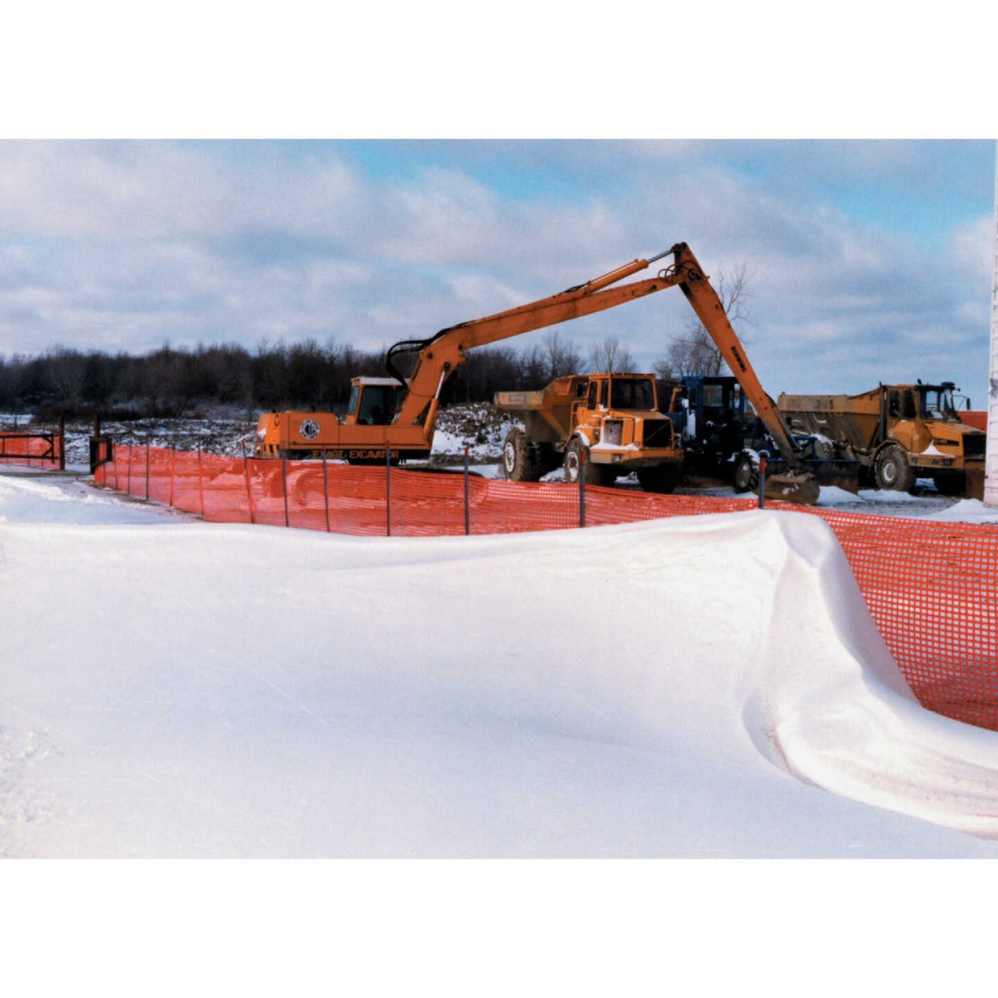 Tenax Sno-Guard 4 Ft. H. x 50 Ft. L. Polyethylene Snow Safety Fence, Orange Image 3