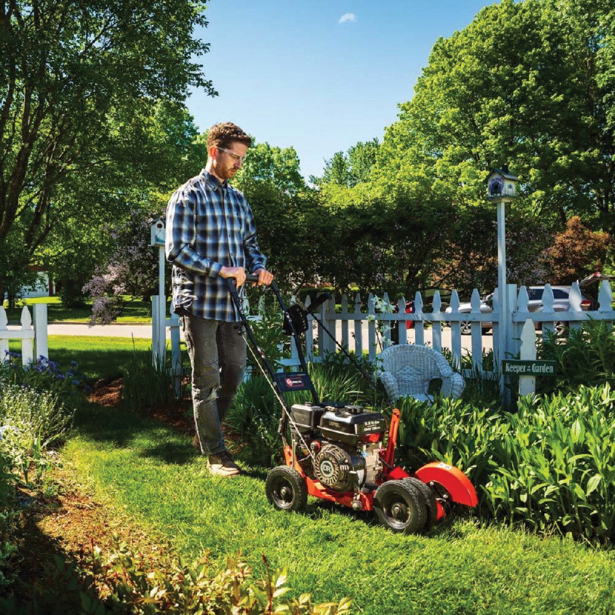 DR Power PRO XL 9 In. Lawn & Garden Edger Image 4