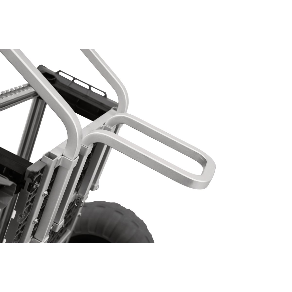 YakAttack SandRig 20 In. x 36 In. Surf Cart with 16 In. Balloon Tires Image 3