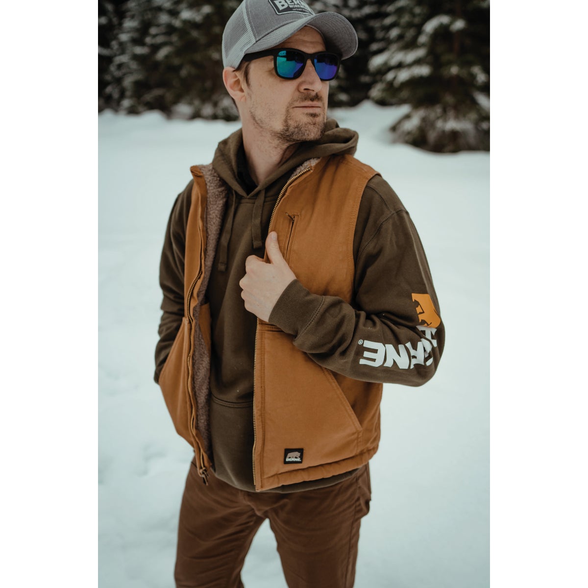 Berne Heartland Men's XL Brown Sherpa-Lined Washed Duck Vest Image 2