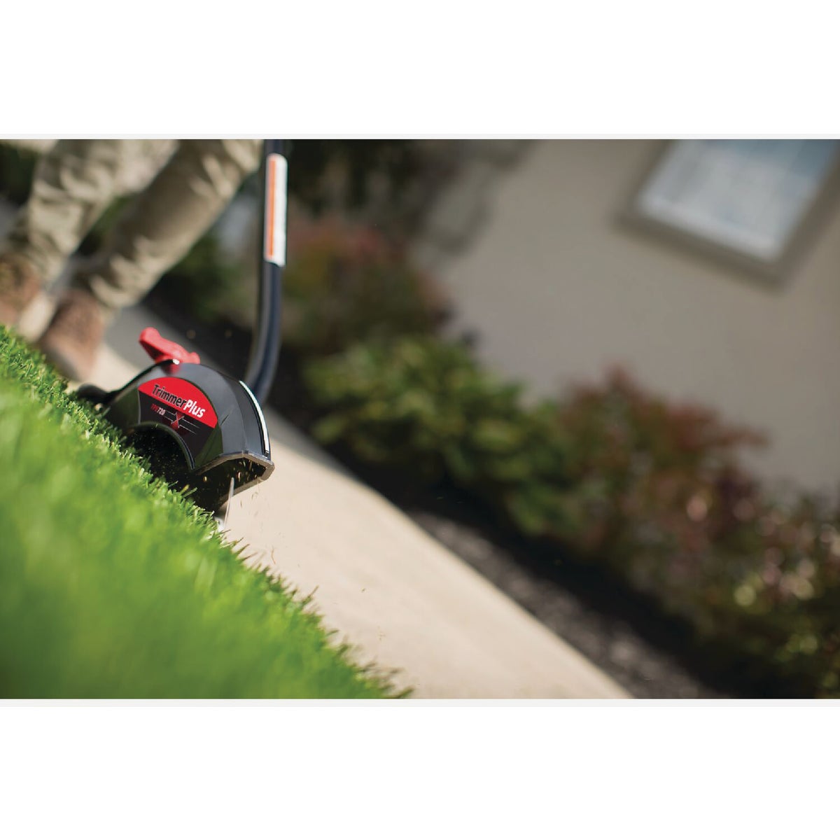 Trimmer Plus LE720R Edger Attachment Image 4