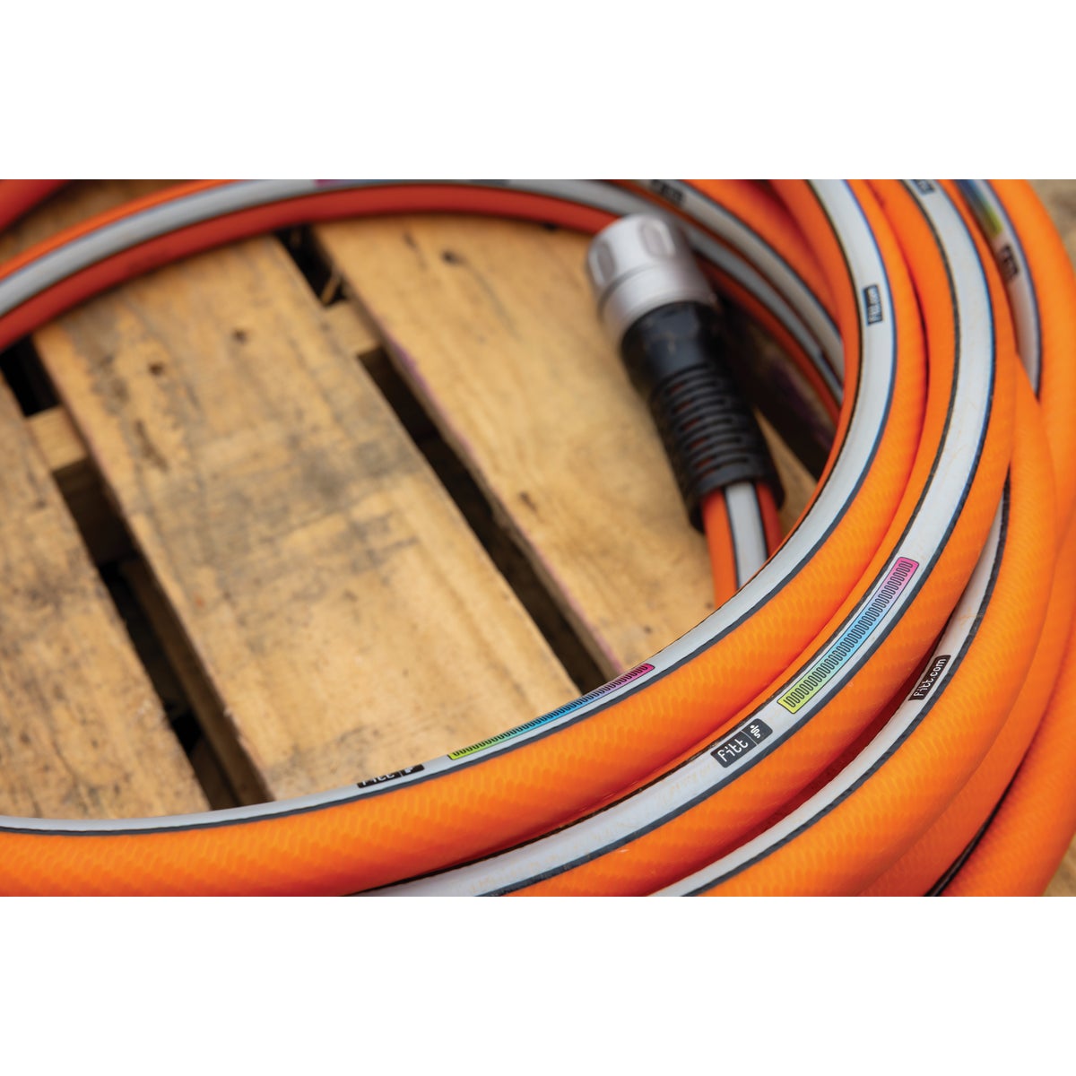 Fitt Aquamaster Pro 3/4 In. Dia. x 50 Ft. Hybrid Hose Image 5