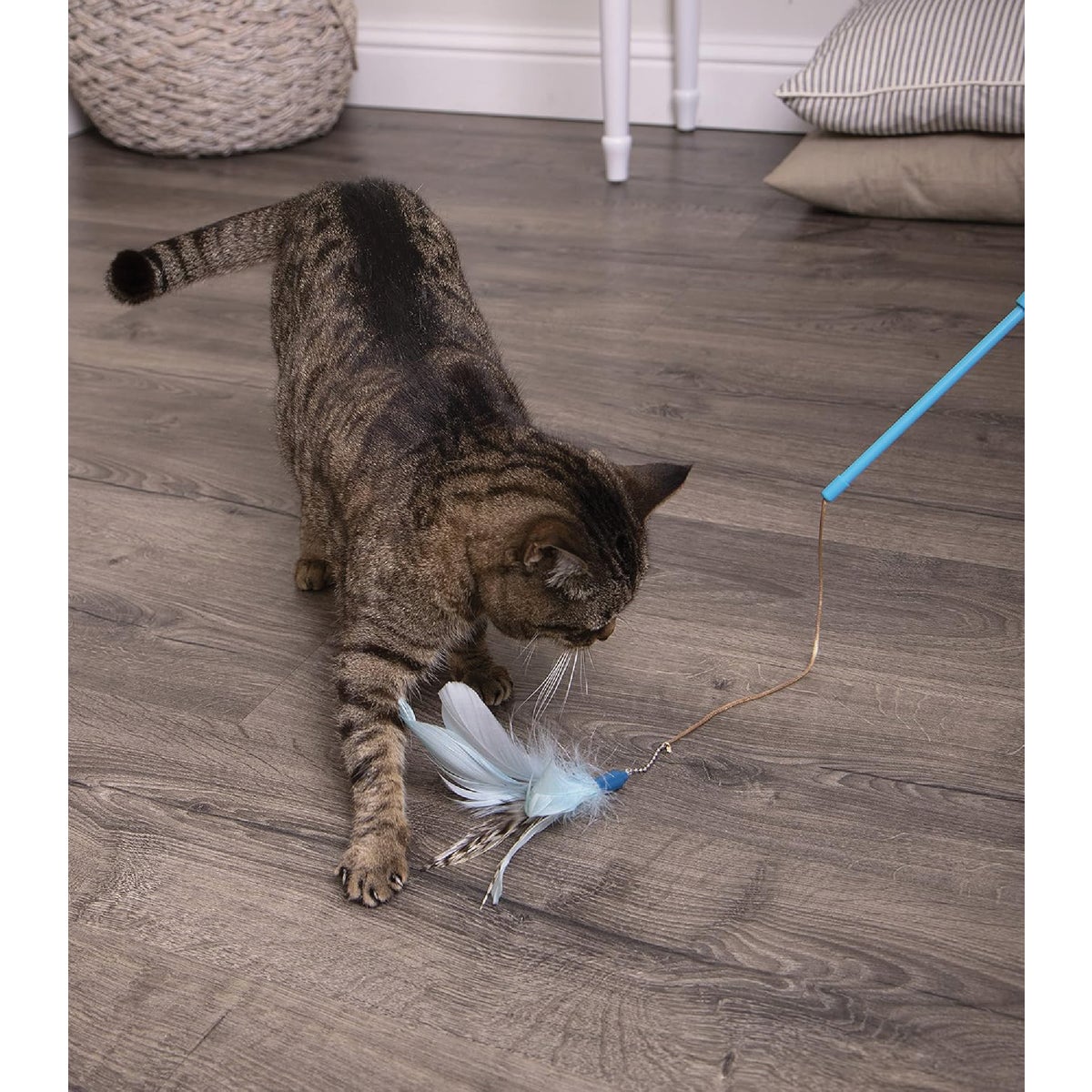 SmartyKat Frisky Flyer Extendable Feather Wand Cat Toy Image 4