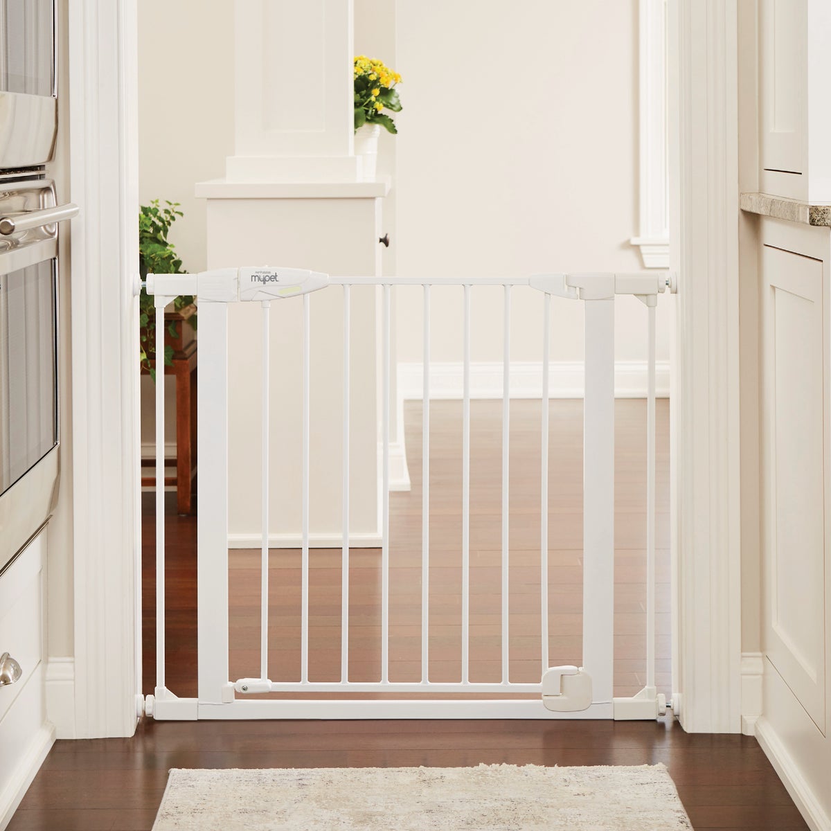 MyPet Ultimutt Walk Thru Pet Gate with Auto Close