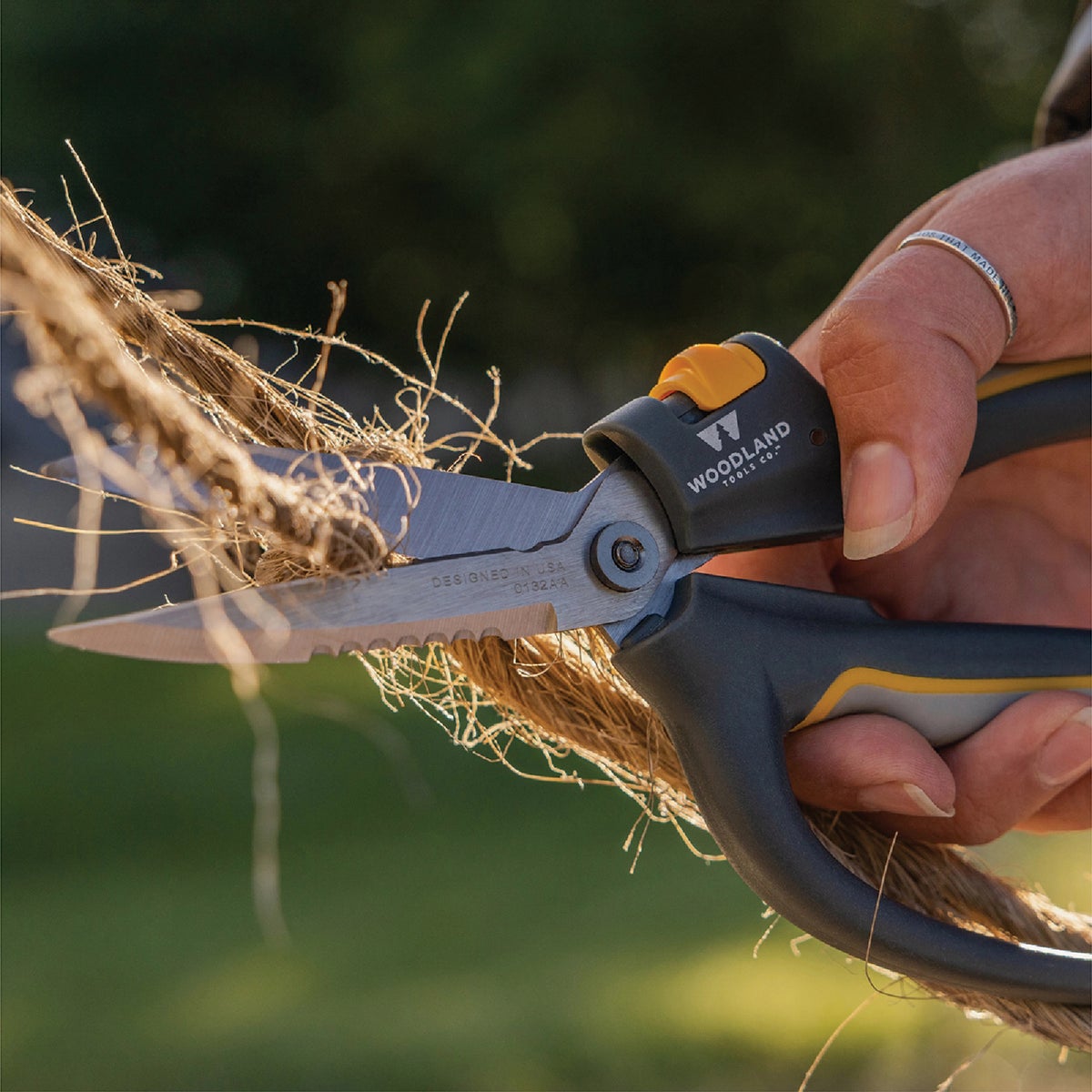 Woodland 9 In. Super Duty Multi-Use Utility Snip Image 5