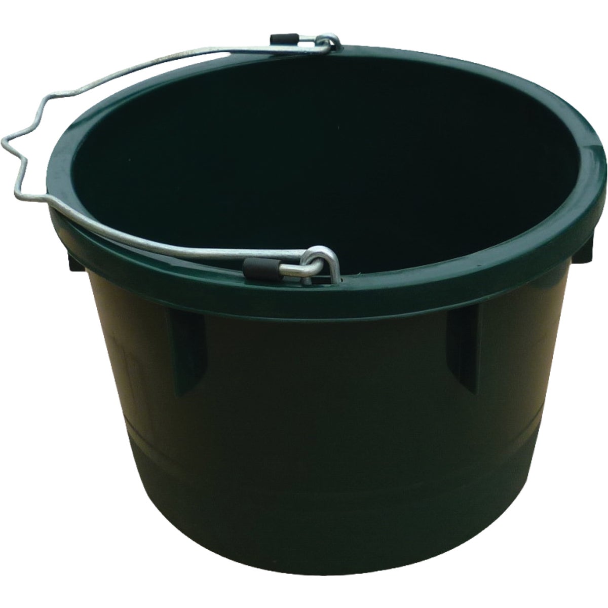 Master Rancher 8 Qt. Green Resin Utility Bucket Image 1