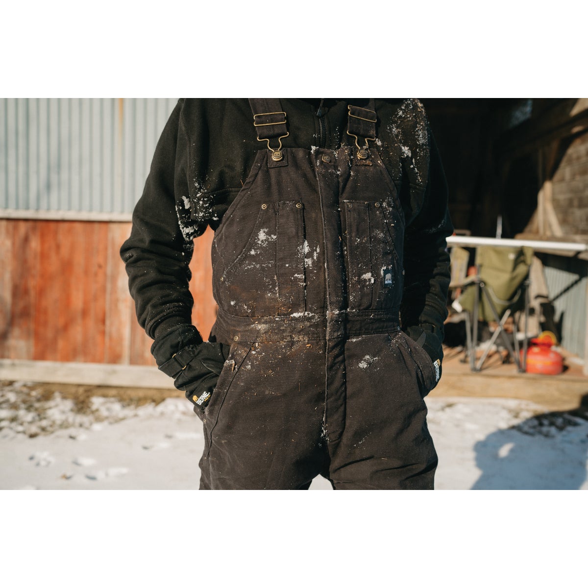 Berne Men's Large Black Heartland Insulated Washed Duck Bib Overalls Image 4