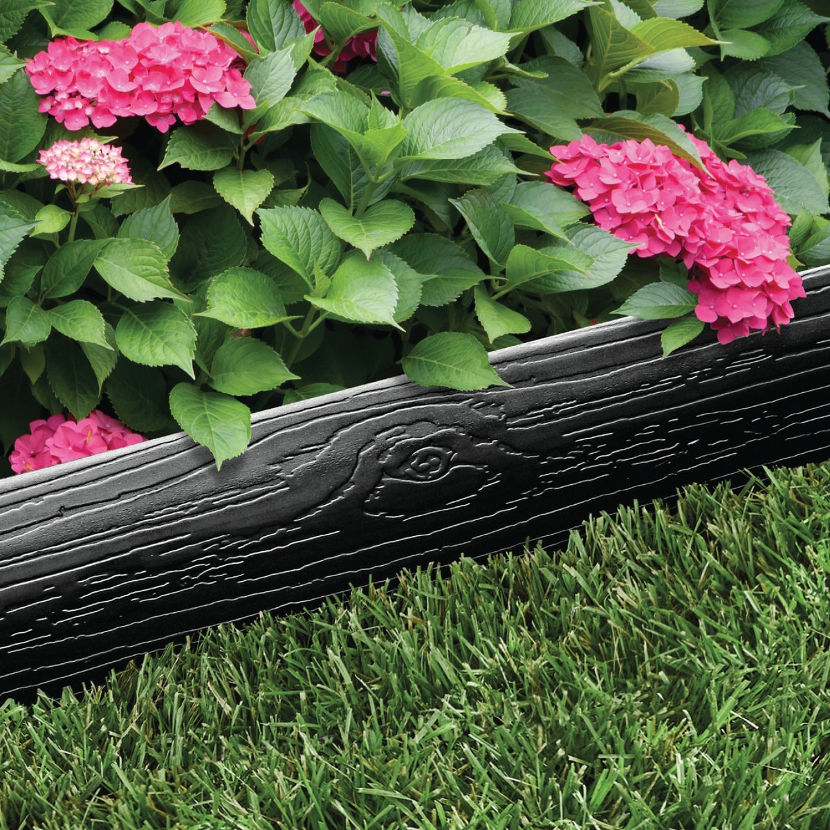 Master Mark 5 In. x 20 Ft. Black Terrace Board Lawn Edging with Stakes Image 2