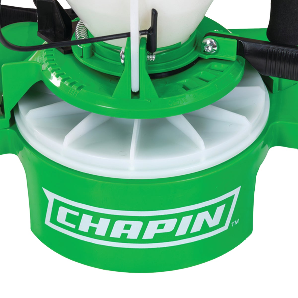 Chapin Portable Broadcast Fertilizer Chest-Mount Spreader with Easy-Fill Hopper Image 4