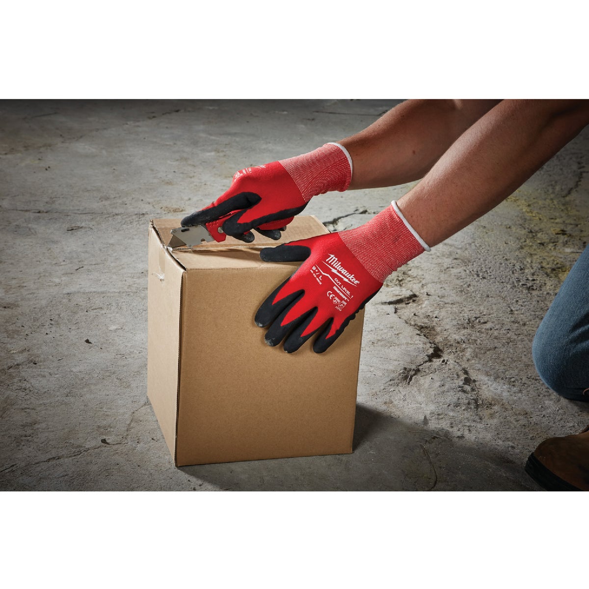 Milwaukee Unisex XL Nitrile Coated Cut Level 1 Work Glove Image 2