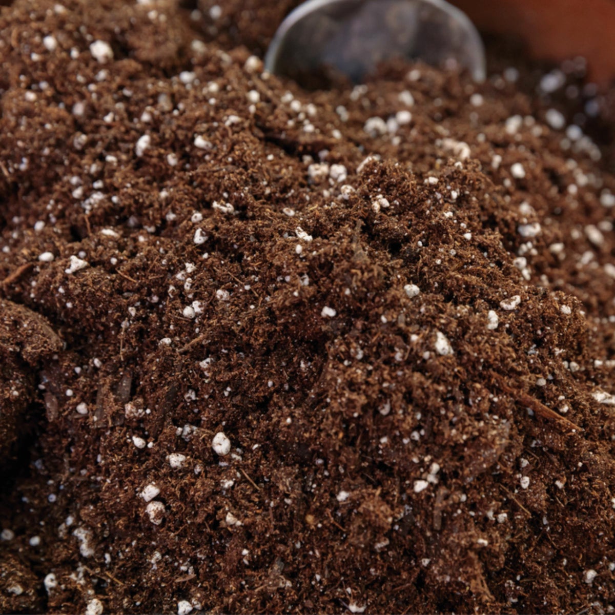 Proven Winners 1.5 Cu. Ft. Premium All Purpose Potting Soil Image 4