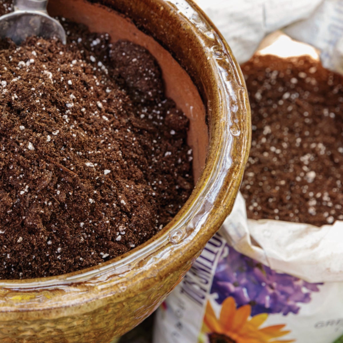 Proven Winners 16 Qt. Premium All Purpose Potting Soil Image 2