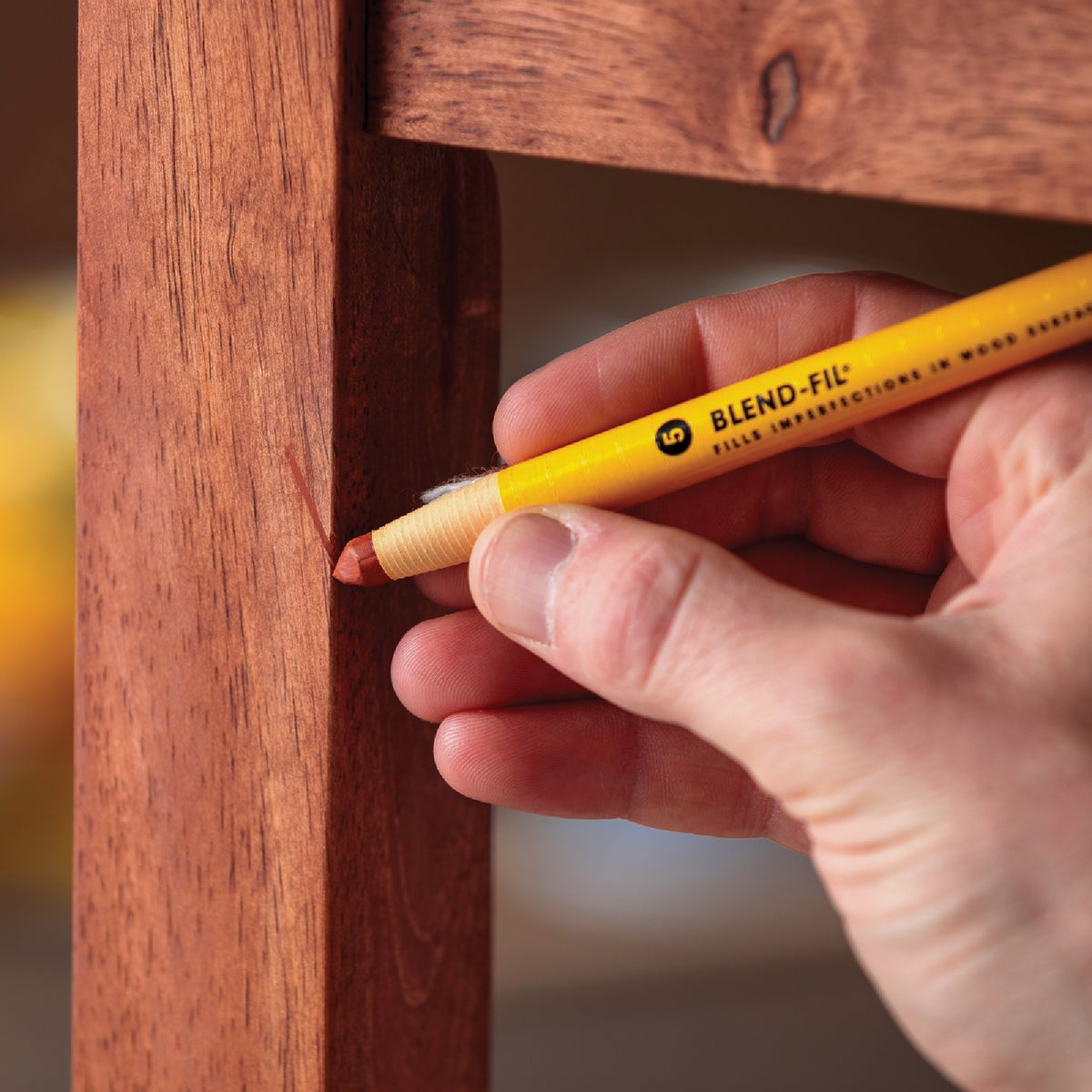 Minwax Blend-Fil Color Group 3 Touch-Up Pencil Image 4