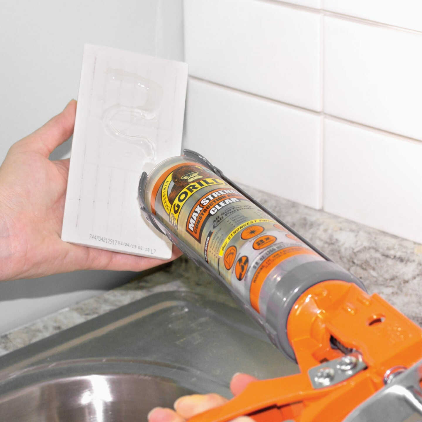 Gorilla 9 Oz. Clear Max Strength Construction Adhesive Image 3