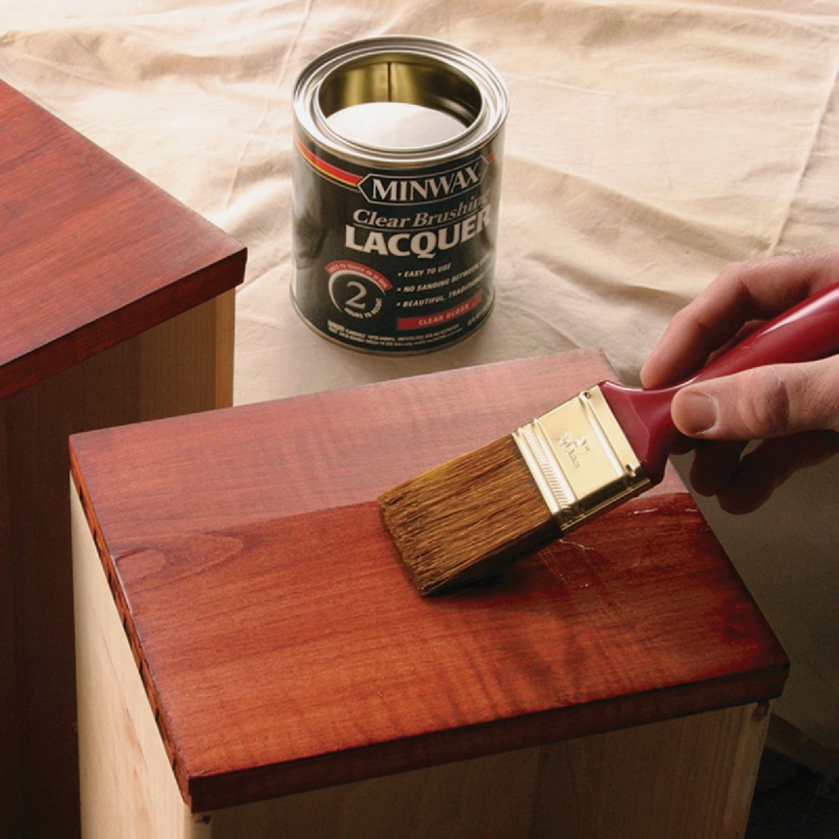 Minwax Gloss Clear Brushing Lacquer, 1 Qt. Image 2