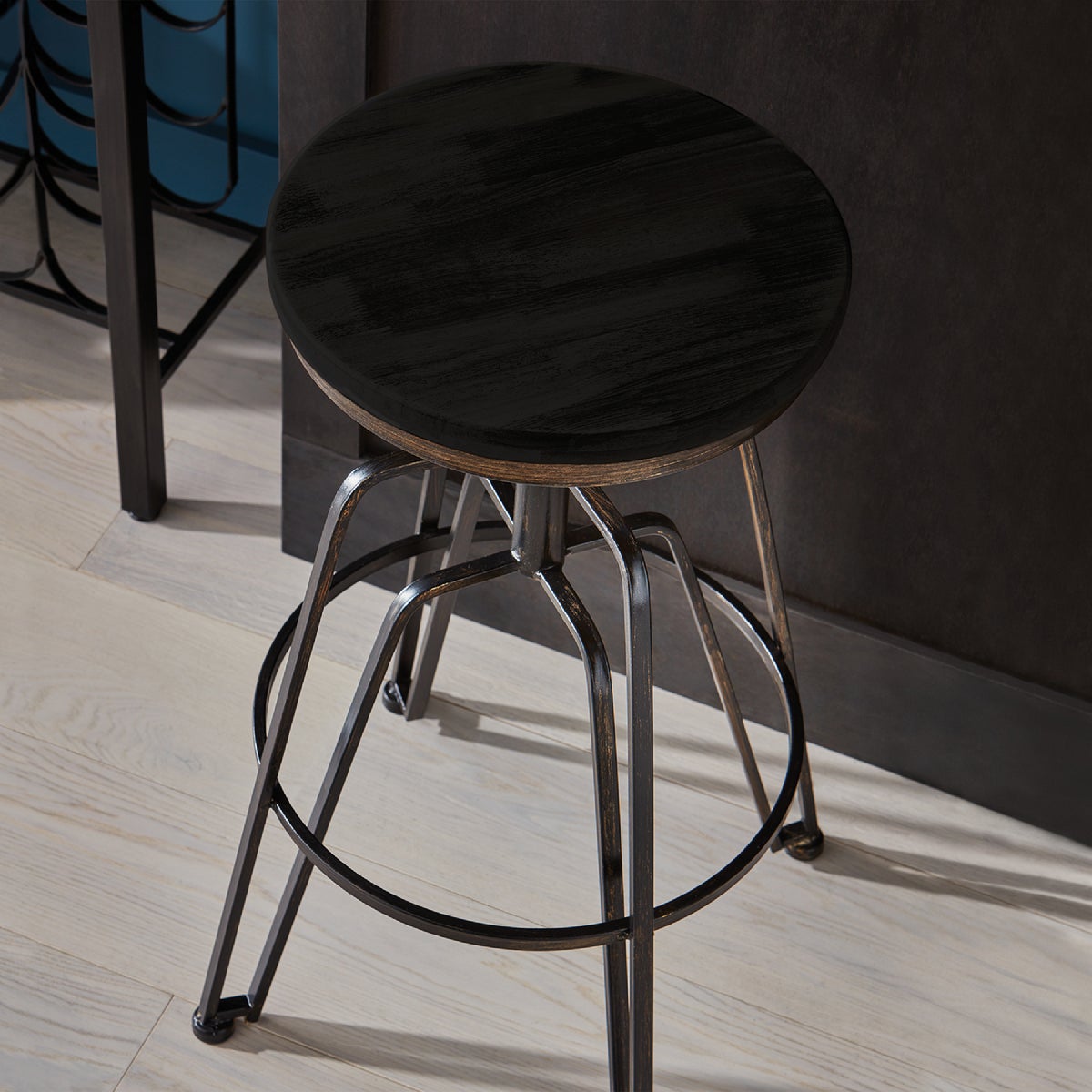 Minwax 1/2 Pt. True Black Wood Finish Image 6