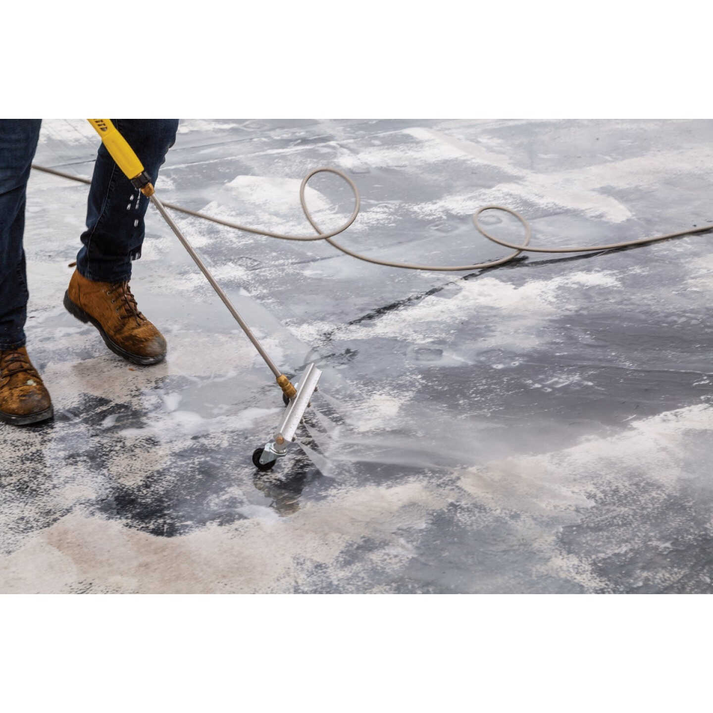 Rust-Oleum 1 Gal. One-Step Roof Prep Cleaner Image 4