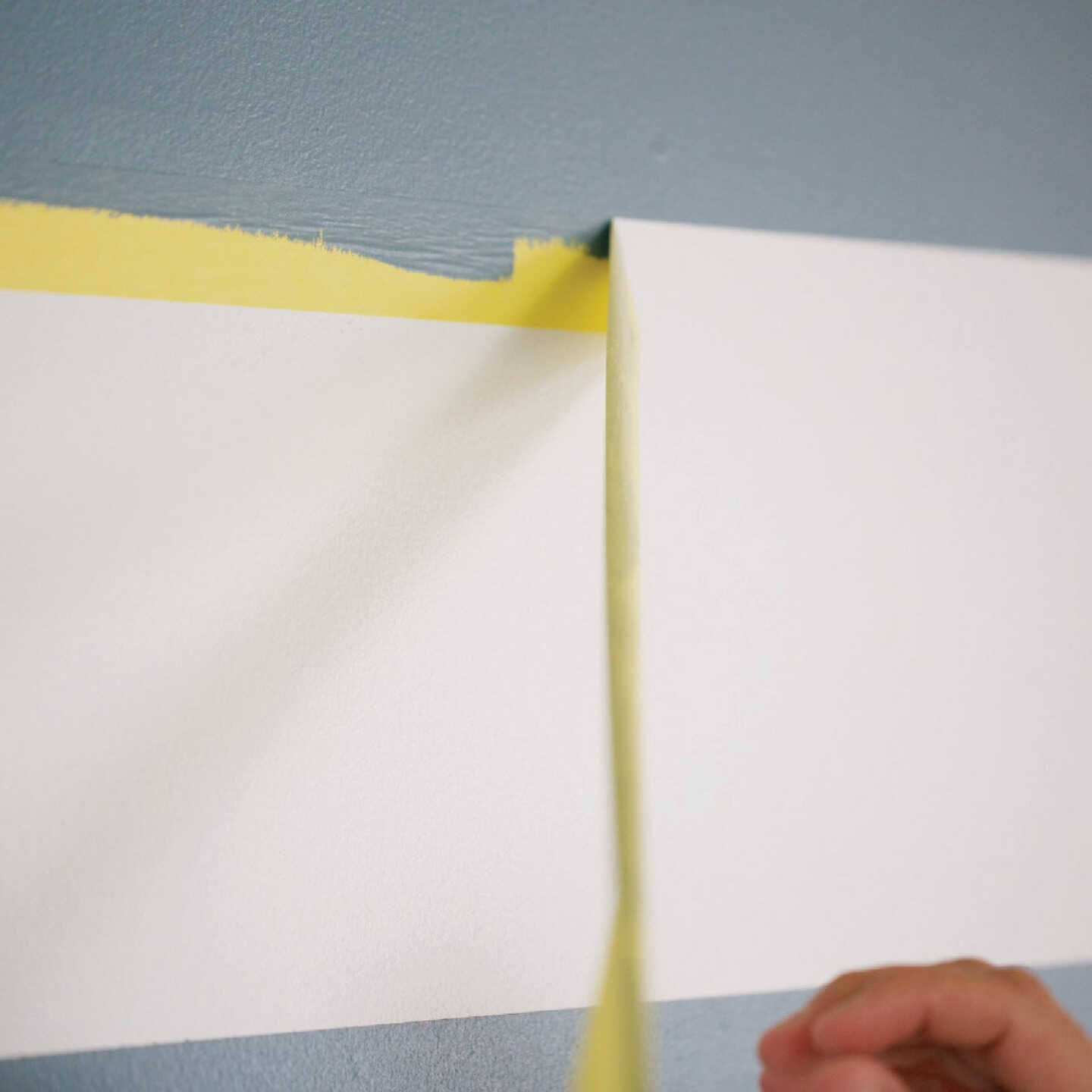 FrogTape 1.41 In. x 60 Yd. Delicate Surface Masking Tape Image 3