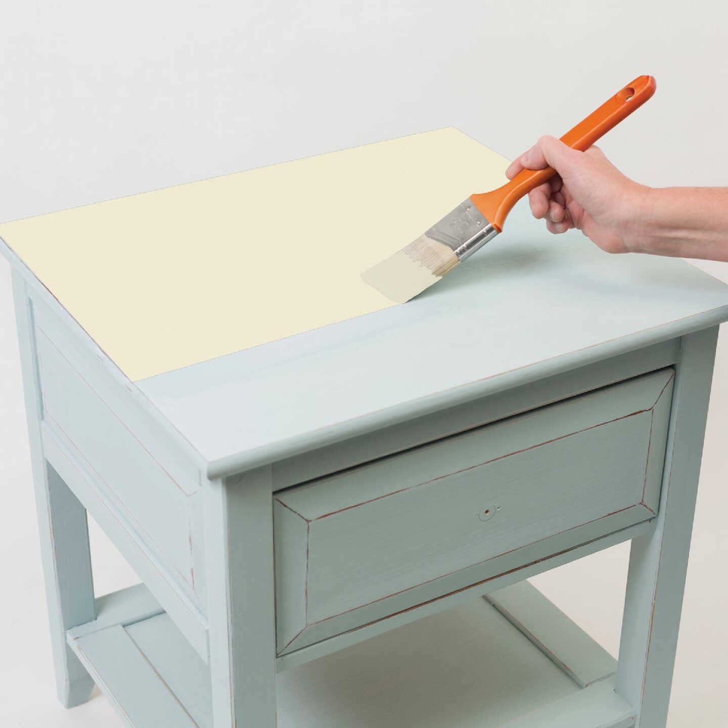 Rust-Oleum Chalked Ultra Matte Chiffon Cream 30 Oz. Chalk Paint Image 6