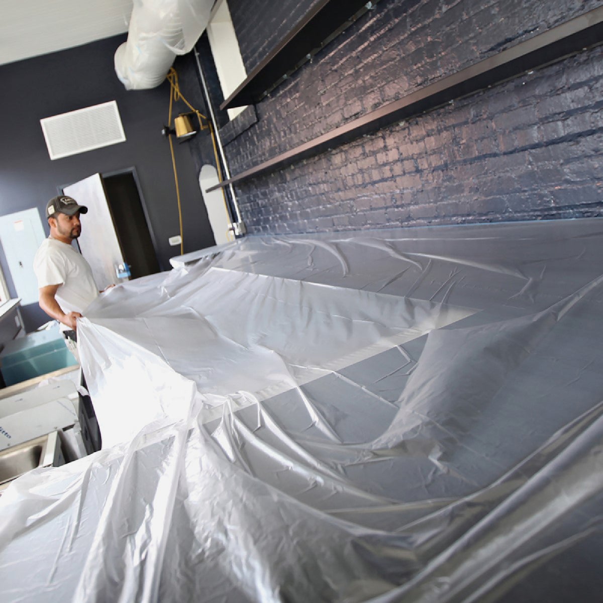 Trimaco Easy Mask 1.2m x 22m Tape & Drape with PerfectEdge Tape Image 2
