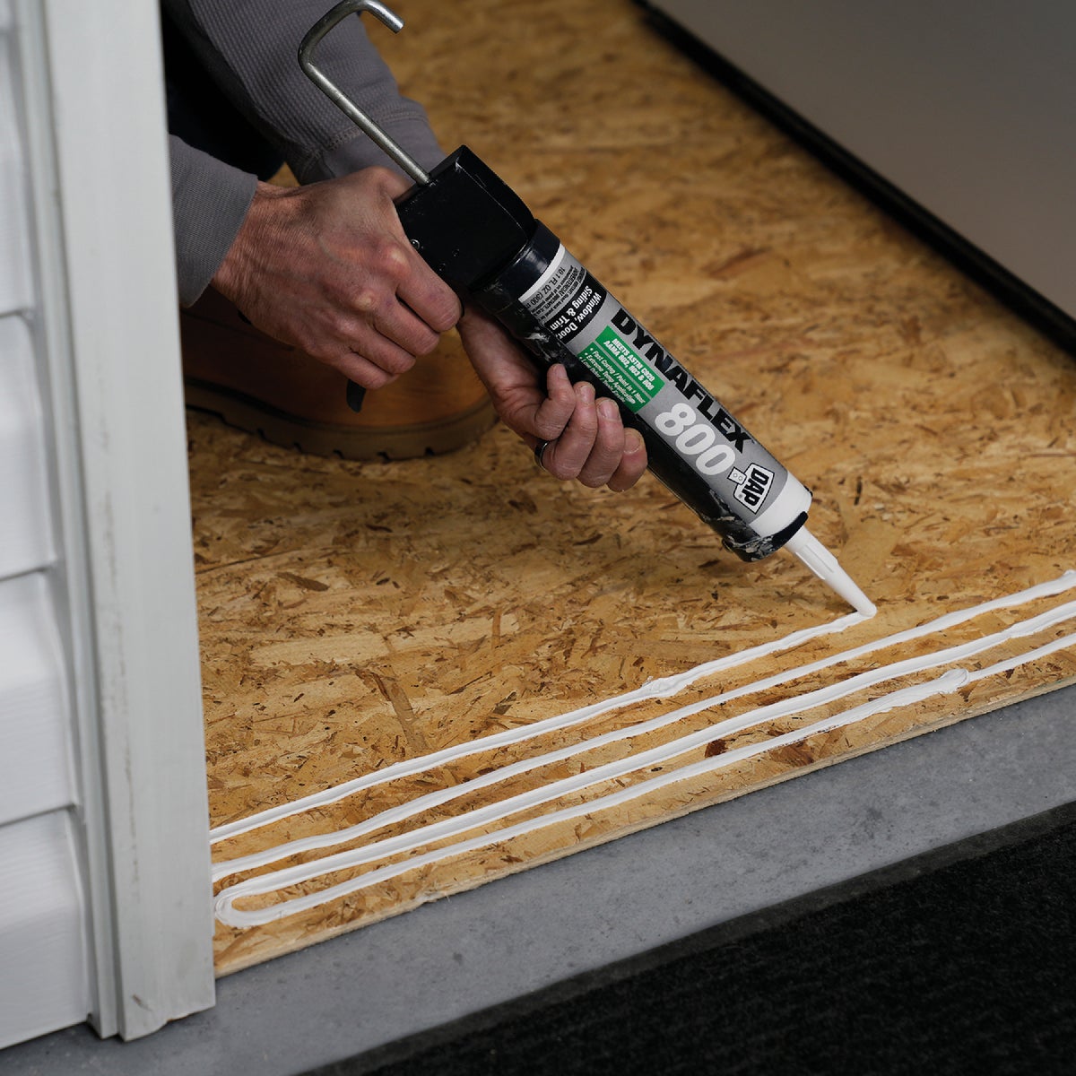 DAP Dynaflex 800 10.1 Oz. Advanced Window, Door, Siding, & Trim Polymer Sealant - White Image 6