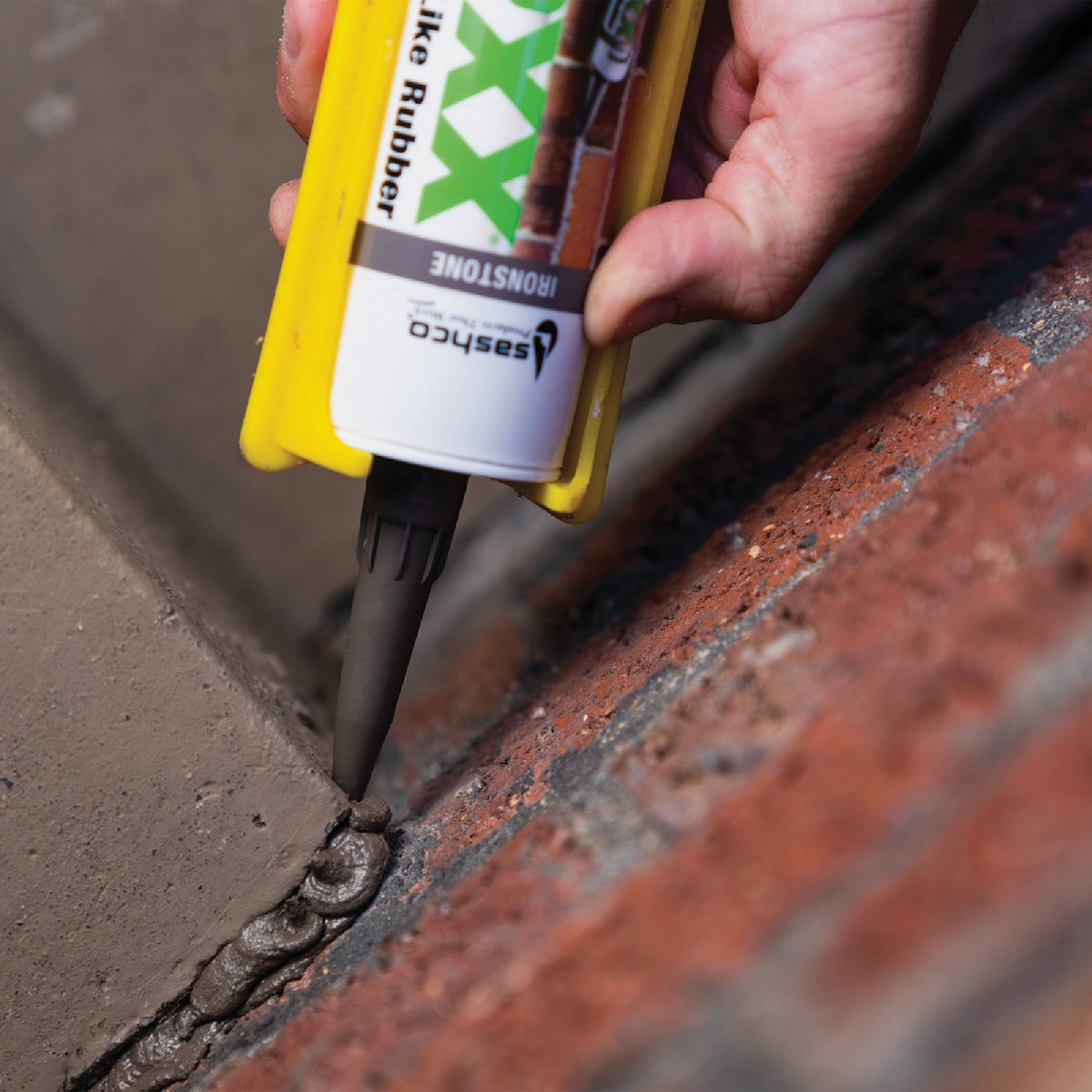 Sashco Mor-Flexx Gray Cartridge Mortar Sealant Image 6