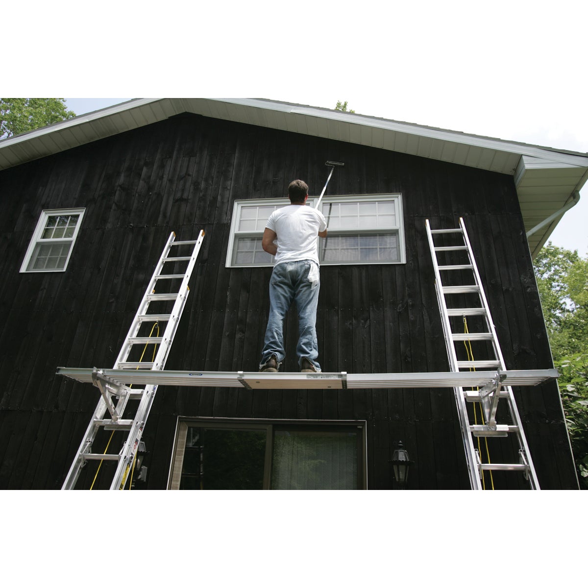Werner 8 Ft.- 13 Ft. 250 Lb. Load Capacity Aluminum Extension Plank Image 4
