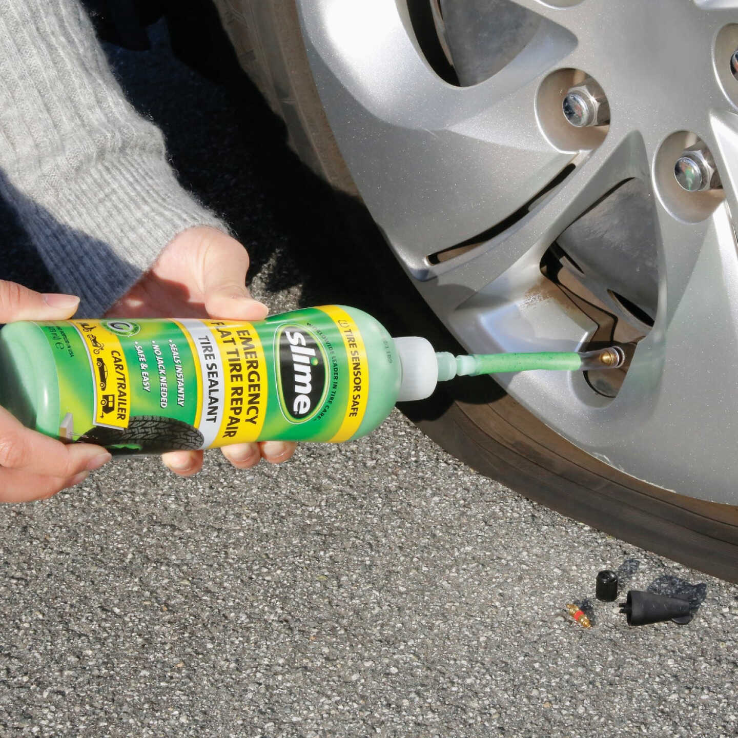 Slime 16 Oz. Auto Tire Sealant Image 5