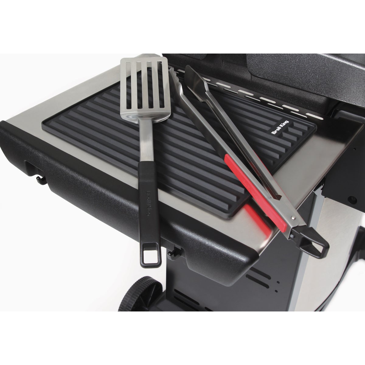 Broil King Silicone Side Shelf Mat Image 2