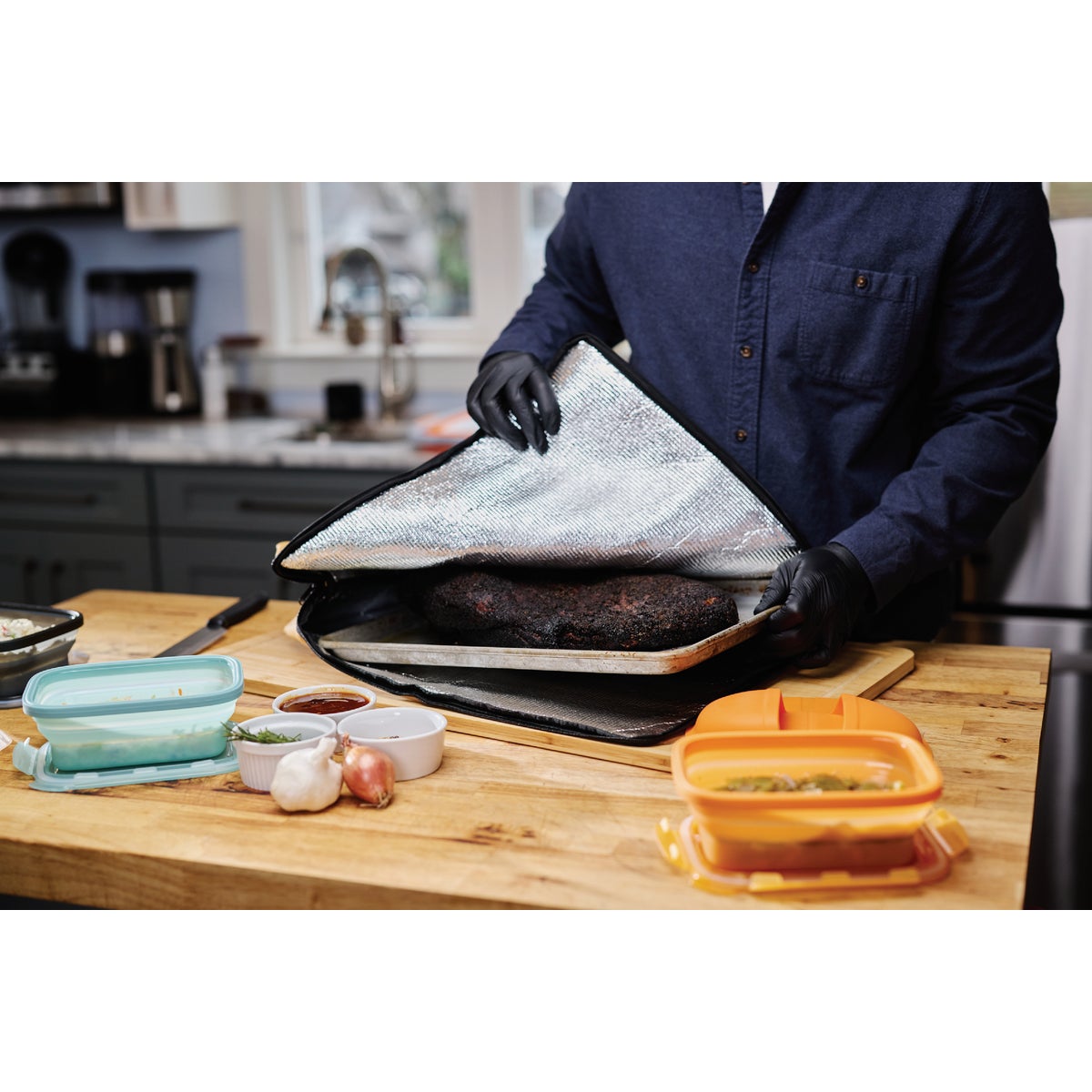 Drip EZ Black Insulated Meat Resting Bag Image 3