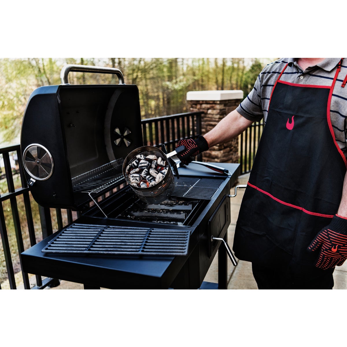 Char-Broil Black Grilling Apron Image 3