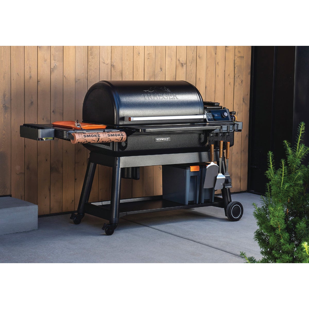 Traeger Ironwood Wood Pellet Grill, Black Image 5