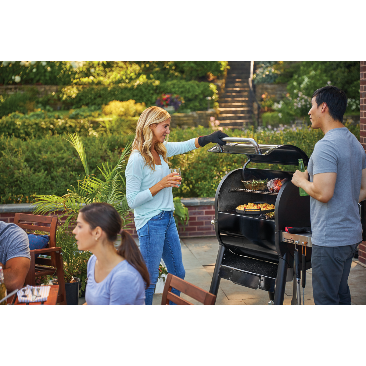 Weber SmokeFire EX6 Wood Pellet Grill, Black Image 2