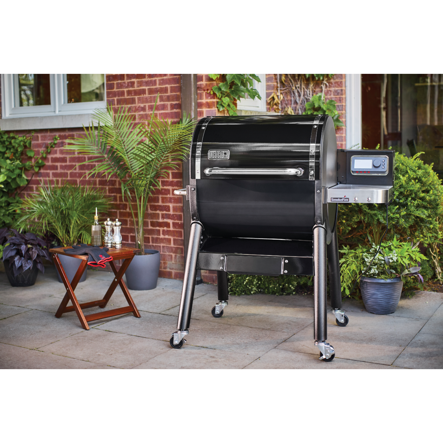 Weber SmokeFire EX6 Wood Pellet Grill, Black Image 5