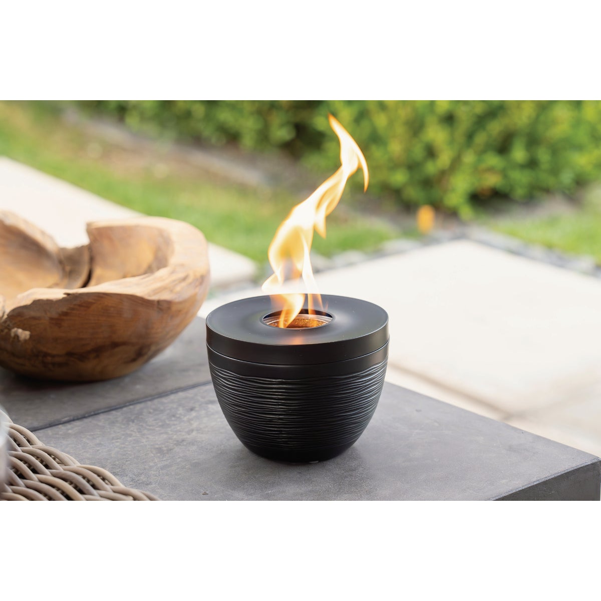 Sterno Small Onyx & Ivory with Black Lid Tabletop Fire Pit Image 2