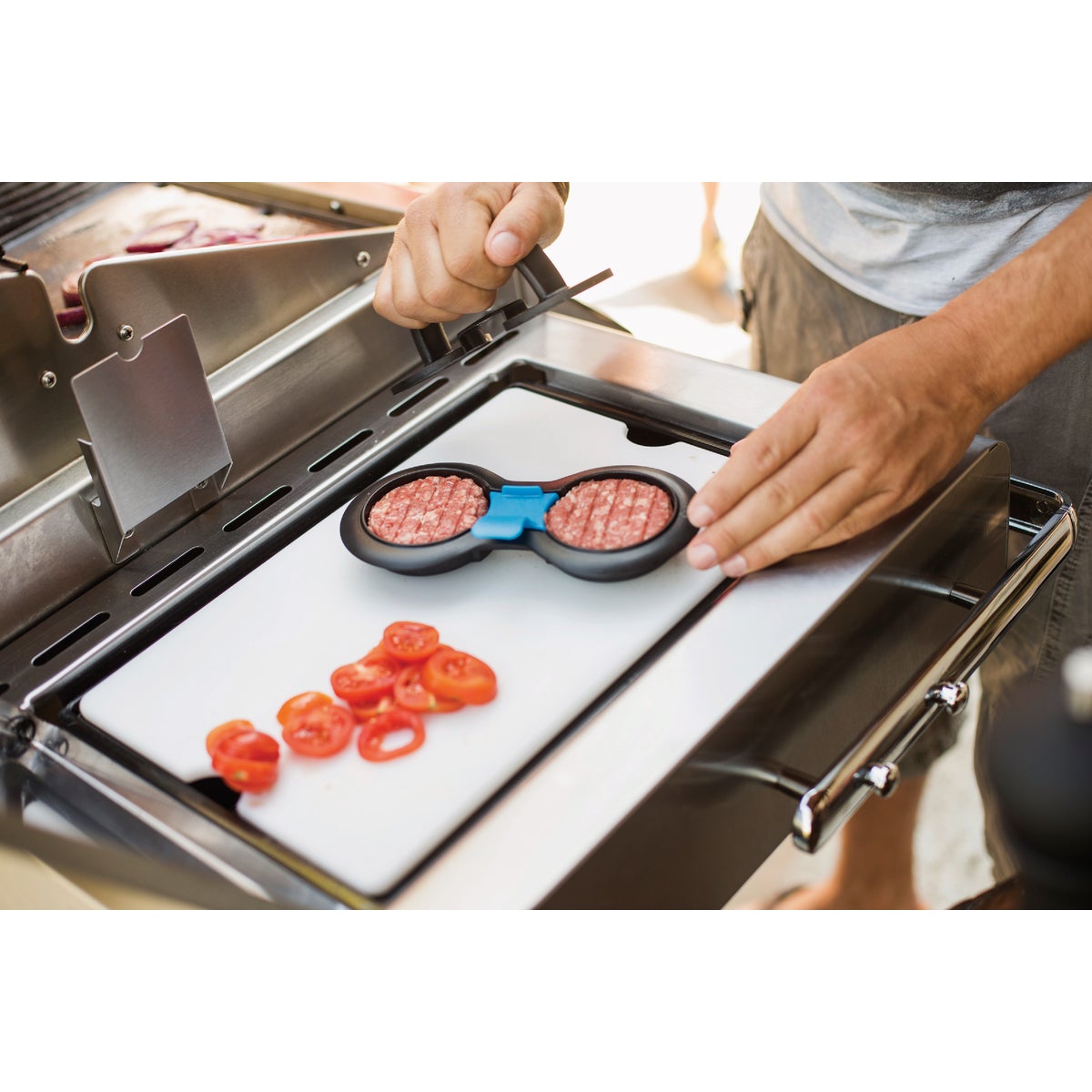 Napoleon Gourmet Burger Press Kit Image 3