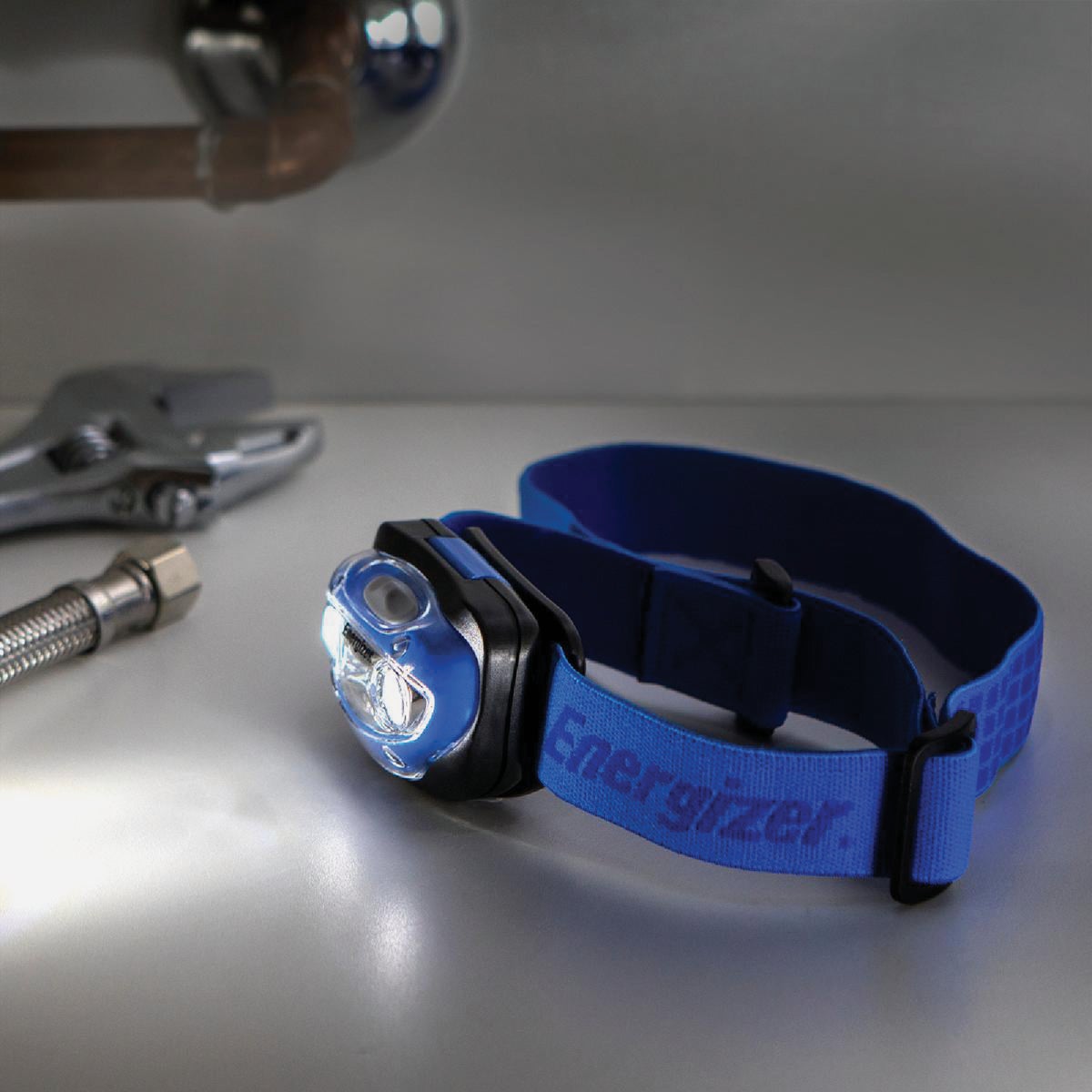 Energizer Vision 200 Lm. LED 3AAA Headlamp Image 2