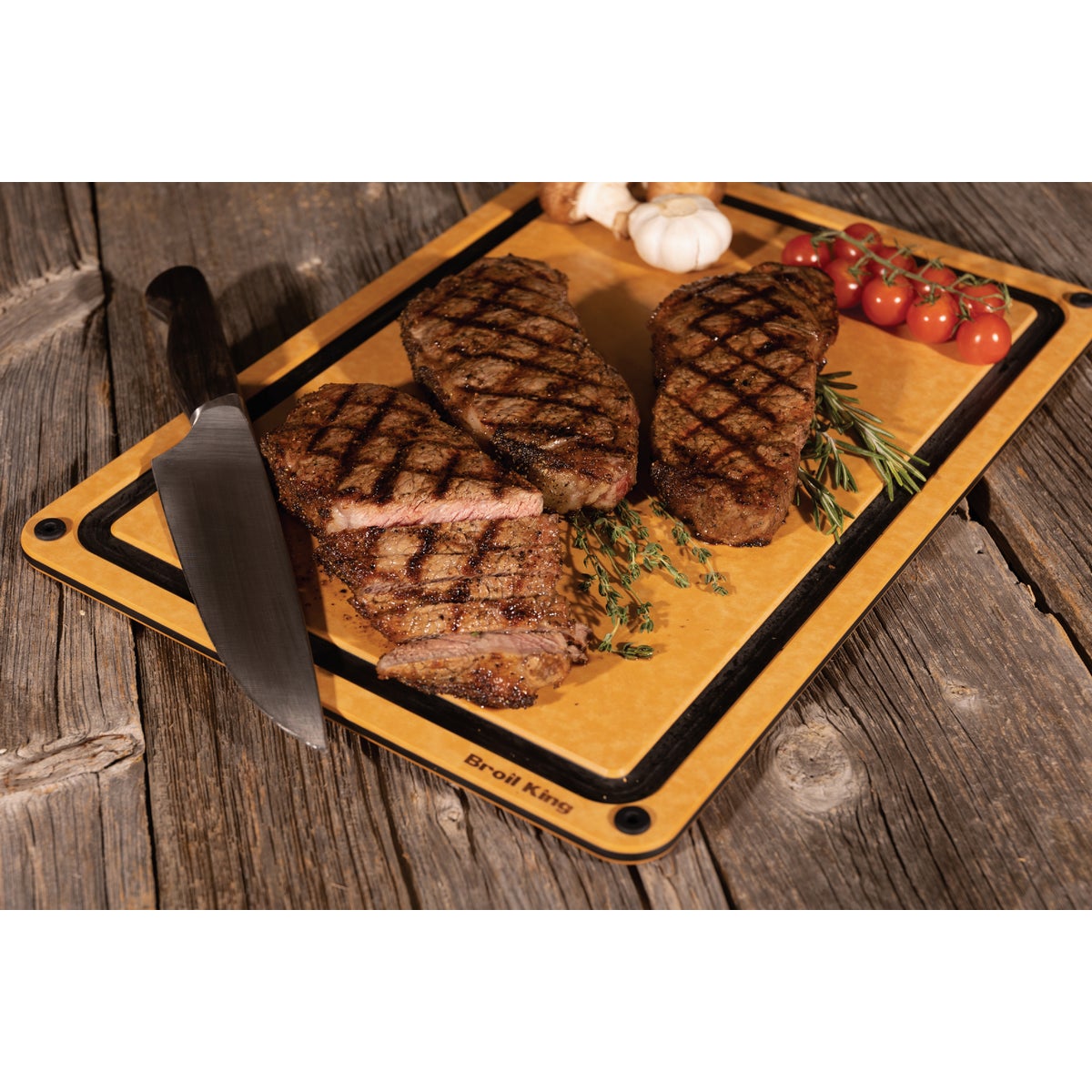 Broil King Wood Fiber Cutting Board Image 2