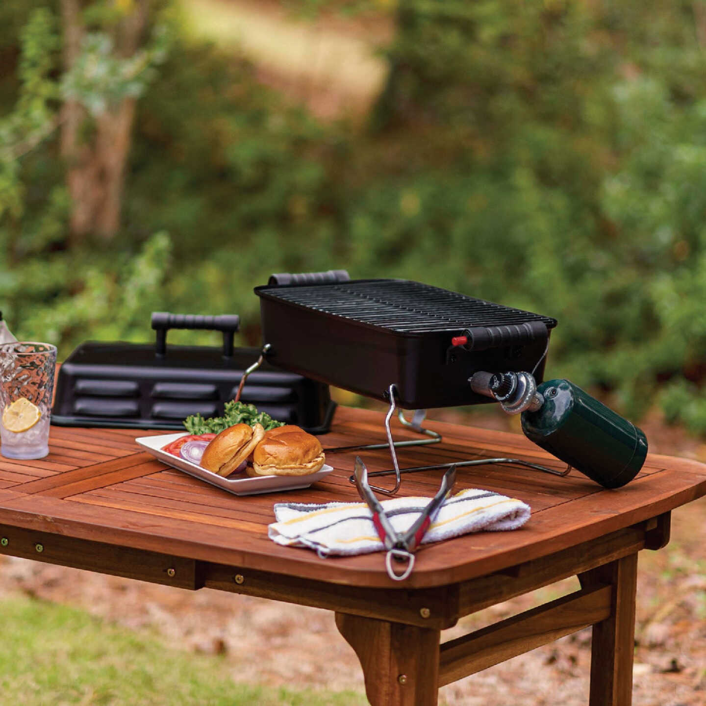 Char-Broil 190 Sq. In. Portable Gas Grill Image 3