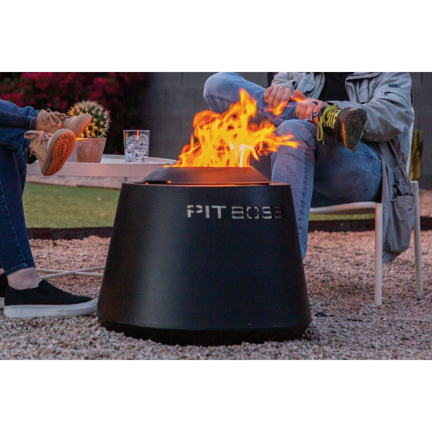 Pit Boss 21 In. Black Round Smokeless Fire Pit Image 2