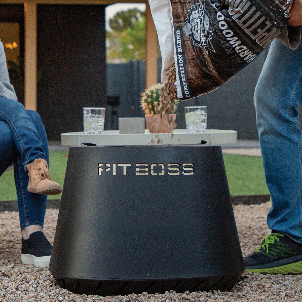 Pit Boss 21 In. Black Round Smokeless Fire Pit Image 3