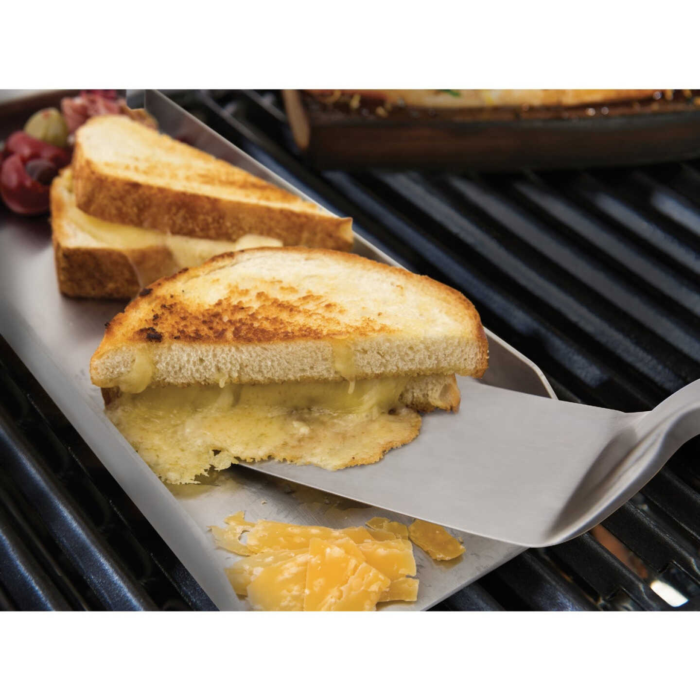 Broil King Baron Stainless Steel Turner Image 2