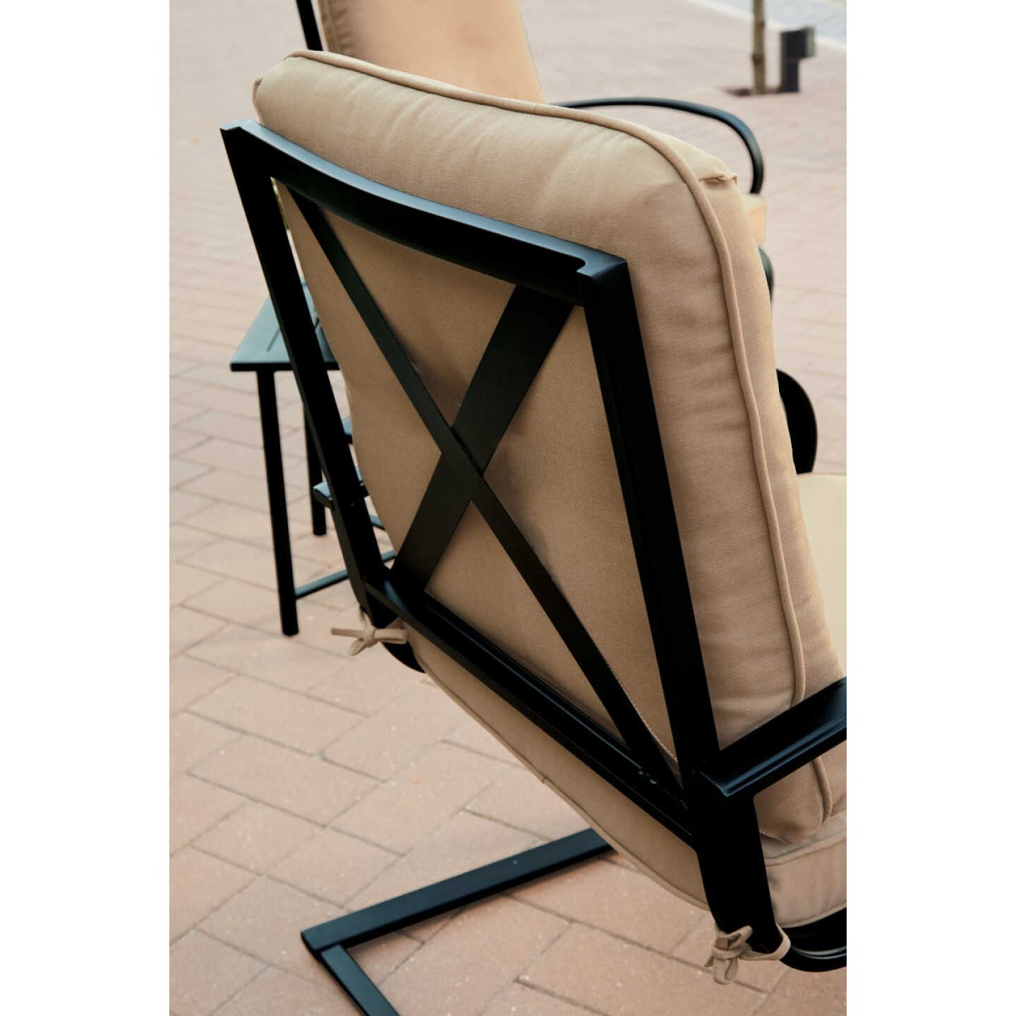 3-Piece Motion Chat Set - PFAS Free Image 7
